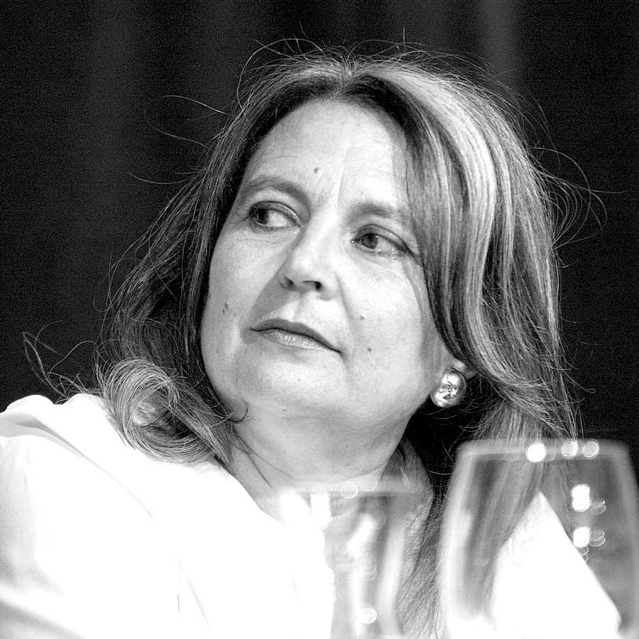 María Elvira Roca Barea